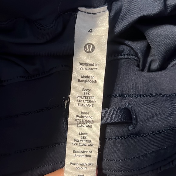 Lululemon 4 navy blue - Picture 4 of 4